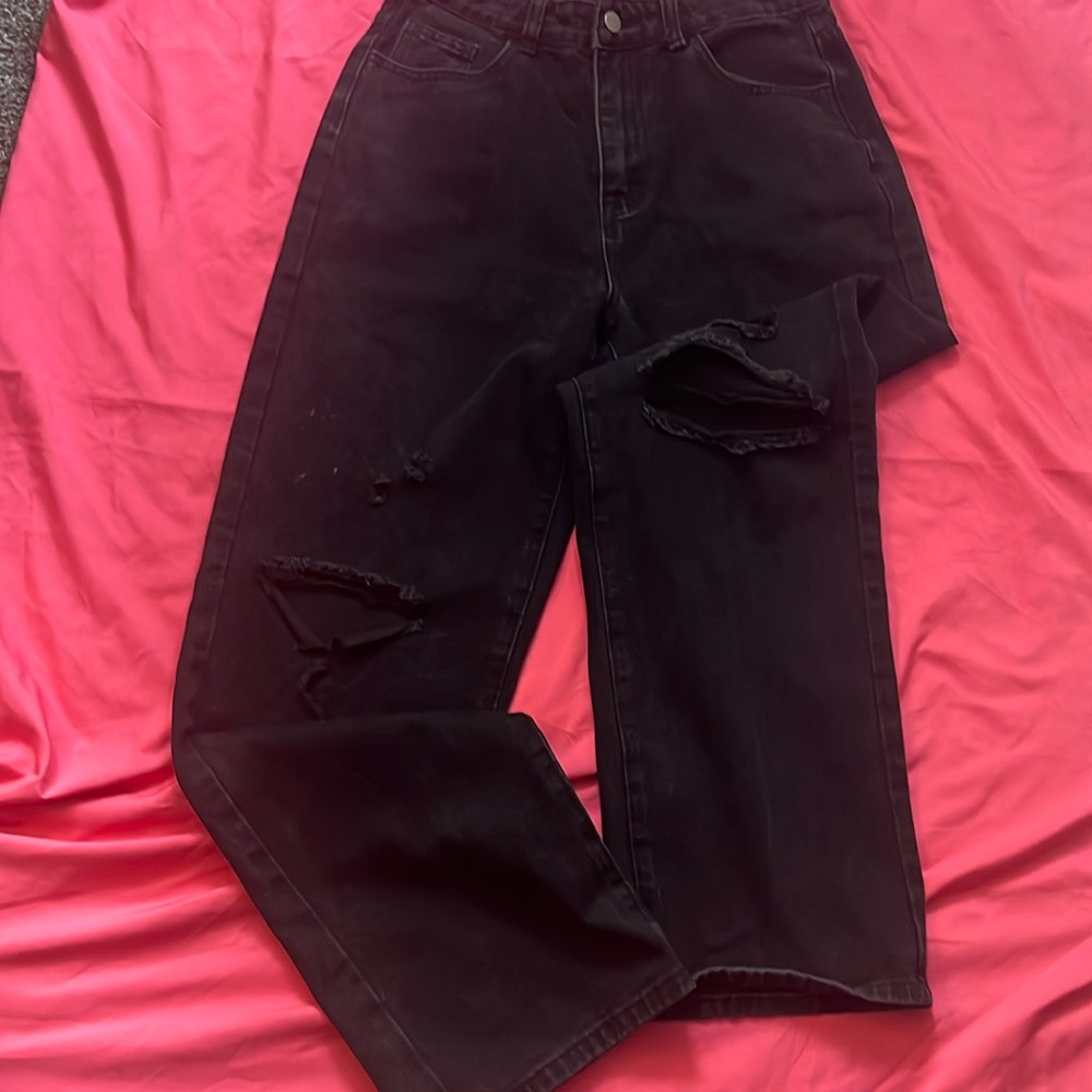 Black ripped jeans